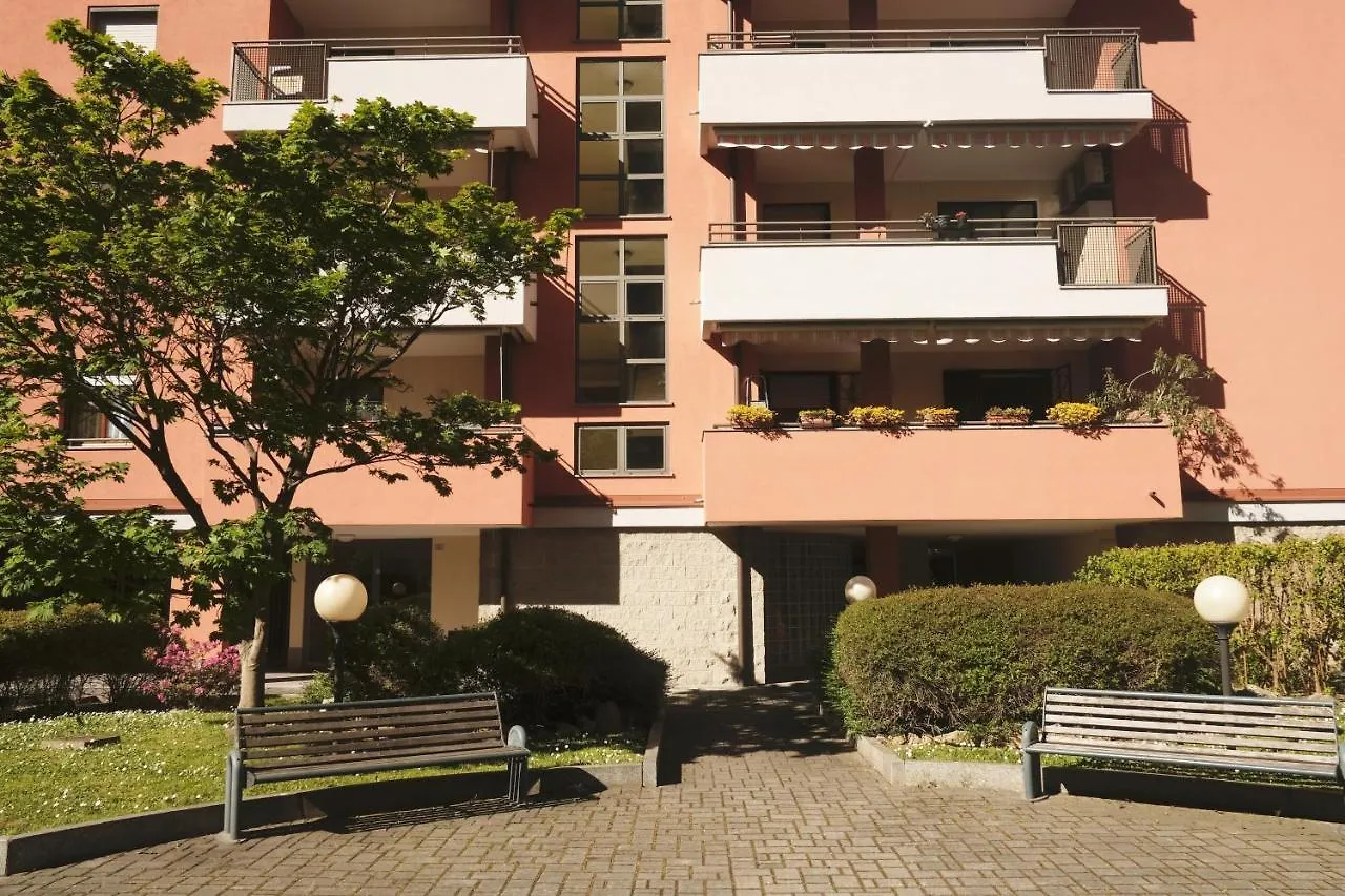 Bwr - Bilocale Con Terrazzo, Via Gonin Apartment Milan Italy