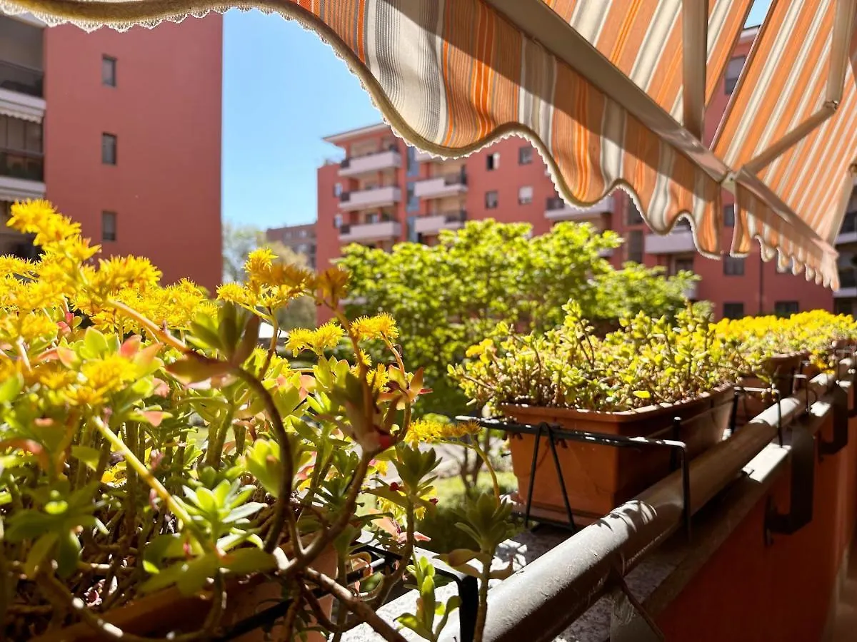 Bwr - Bilocale Con Terrazzo, Via Gonin Apartment Milan Italy